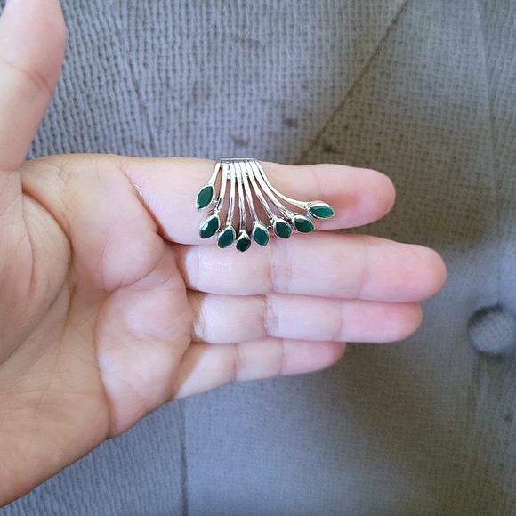 Shivam Cascading Green💚 Onyx Petals Ring💍 - NWT - Picture 8 of 16